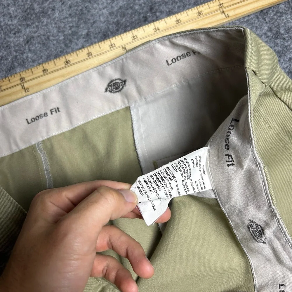 Dickies loose fit